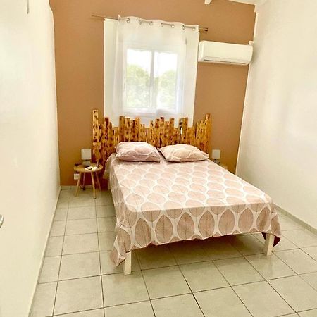 Location Les Flamboyants Apartment Sainte-Anne  Ngoại thất bức ảnh