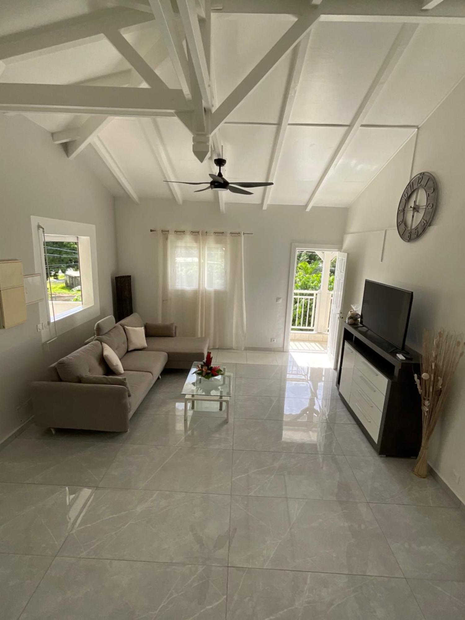 Location Les Flamboyants Apartment Sainte-Anne  Ngoại thất bức ảnh