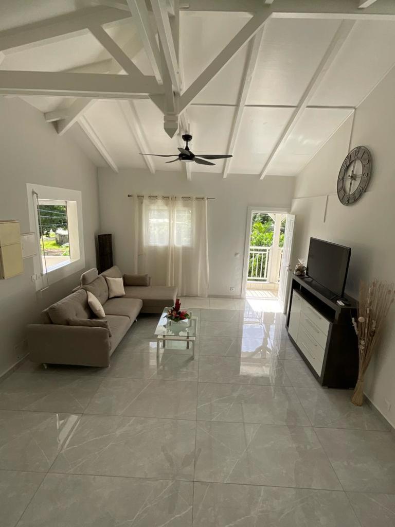Location Les Flamboyants Apartment Sainte-Anne  Ngoại thất bức ảnh