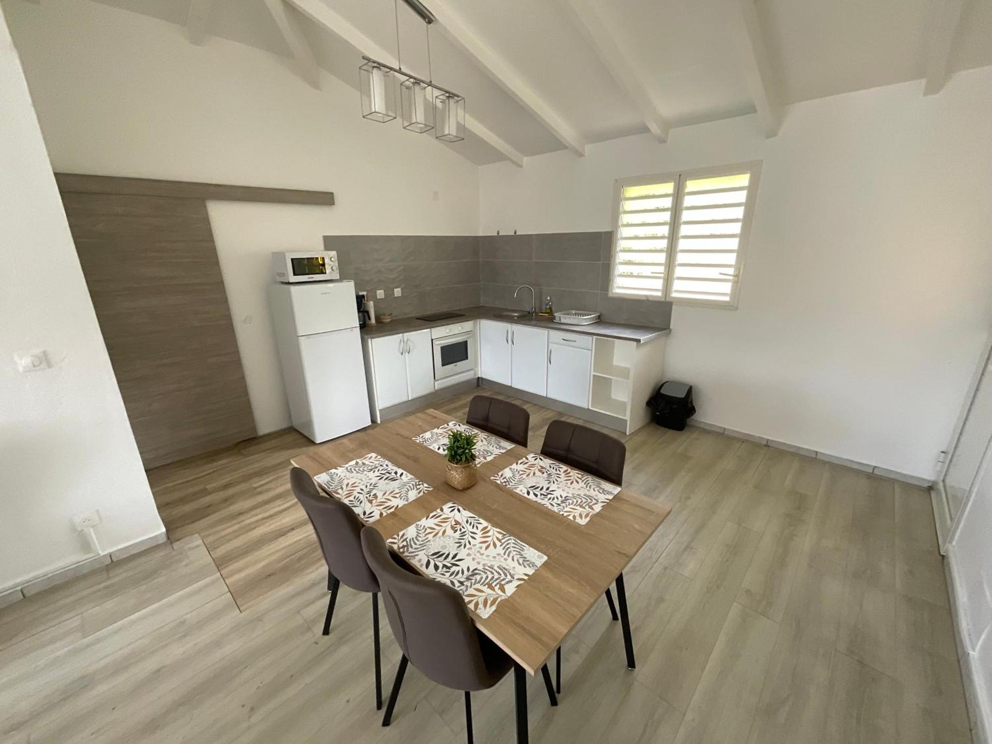 Location Les Flamboyants Apartment Sainte-Anne  Ngoại thất bức ảnh